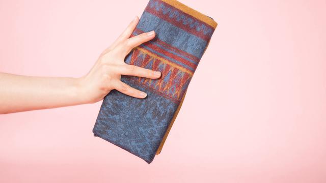 Gambar Sajadah dan Tasbih Sebagai Alat Ibadah, Ketahui Sejarahnya