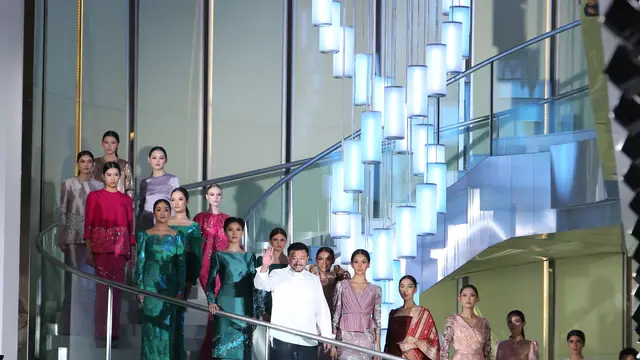 Tampil Feminin di Hari Idul Fitri dengan Koleksi Busana Garapan Desainer Asal Malaysia