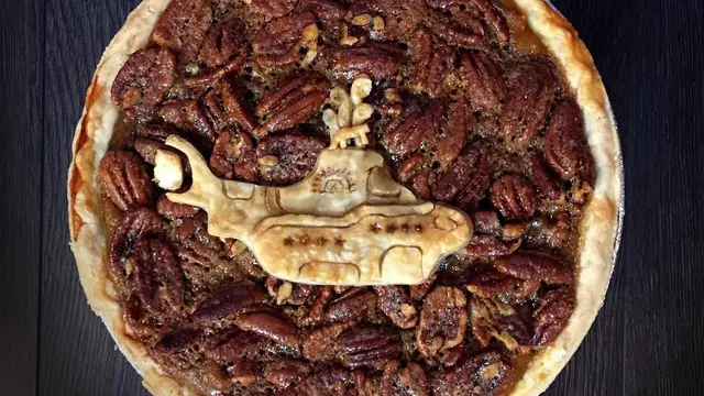 [Bintang] Terlalu Gemas! Bentuk 10 Kue Pie Ini Bikin Nggak Tega Dipotong!