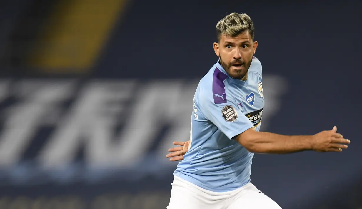 4. Sergio Aguero (Manchester City) - Ketajaman pemain asal Argentina ini memang tidak diragukan lagi di kompetisi Liga Inggris. Saat ini, Sergio Aguero tercatat sebagai pemain asing dengan jumlah gol terbanyak di Liga Inggris sepanjang sejarah. (AFP/Peter Powell/pool)