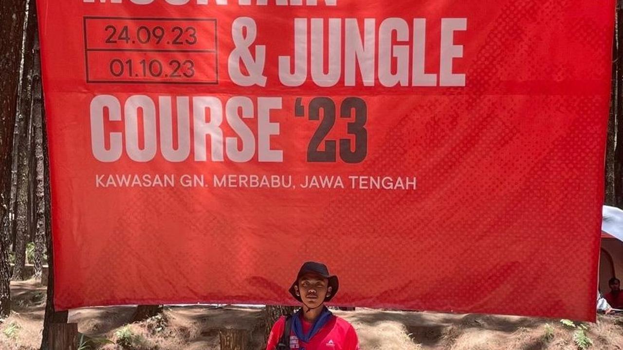 Setelah beberapa lama, ia pun mengikuti kegiatan bersama brand peralatan outdoor ternama.