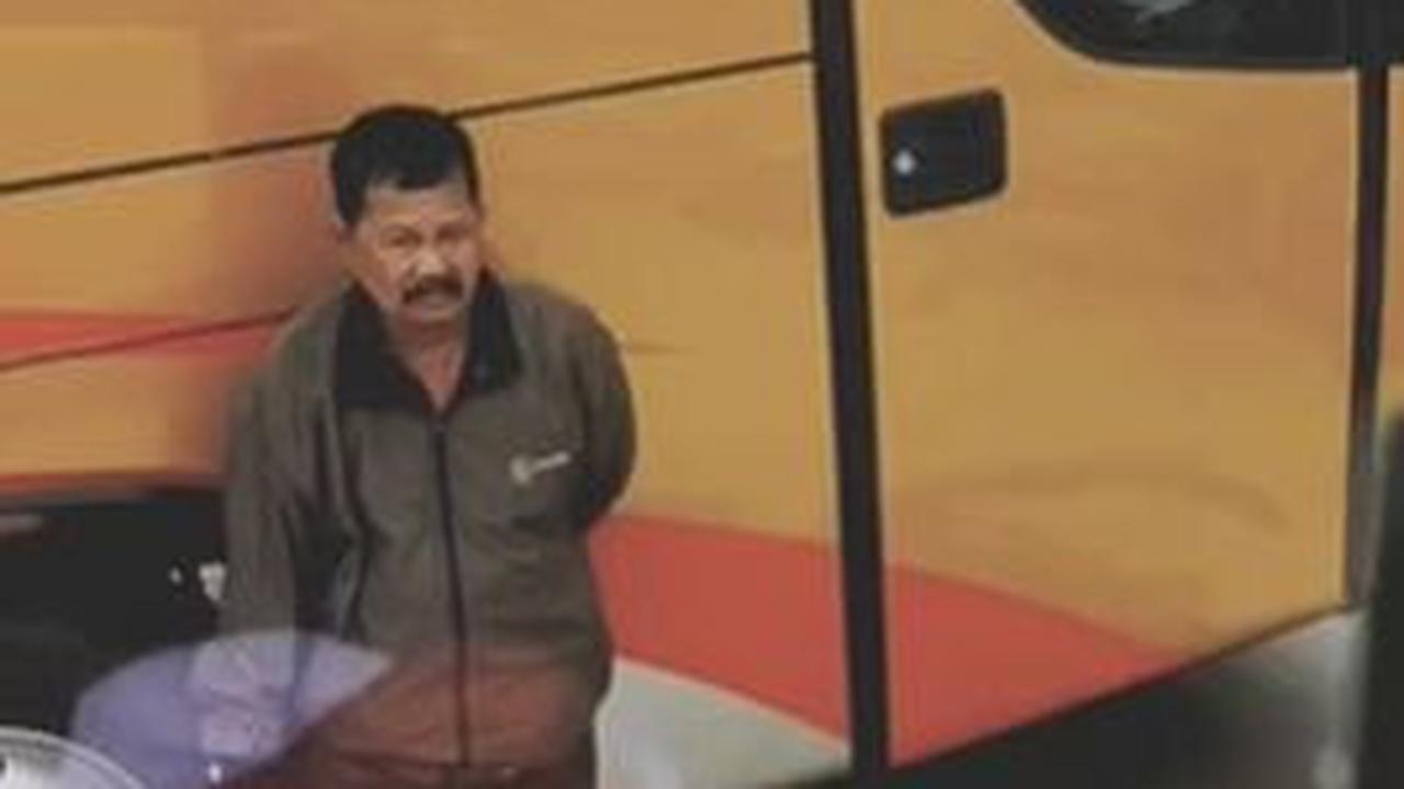 Besarnya Cinta Ayah pada Putrinya Tak Terbatas, Momen Perpisahan di Terminal Bus karena Sang Anak Harus Ikut Suami Bikin Pilu