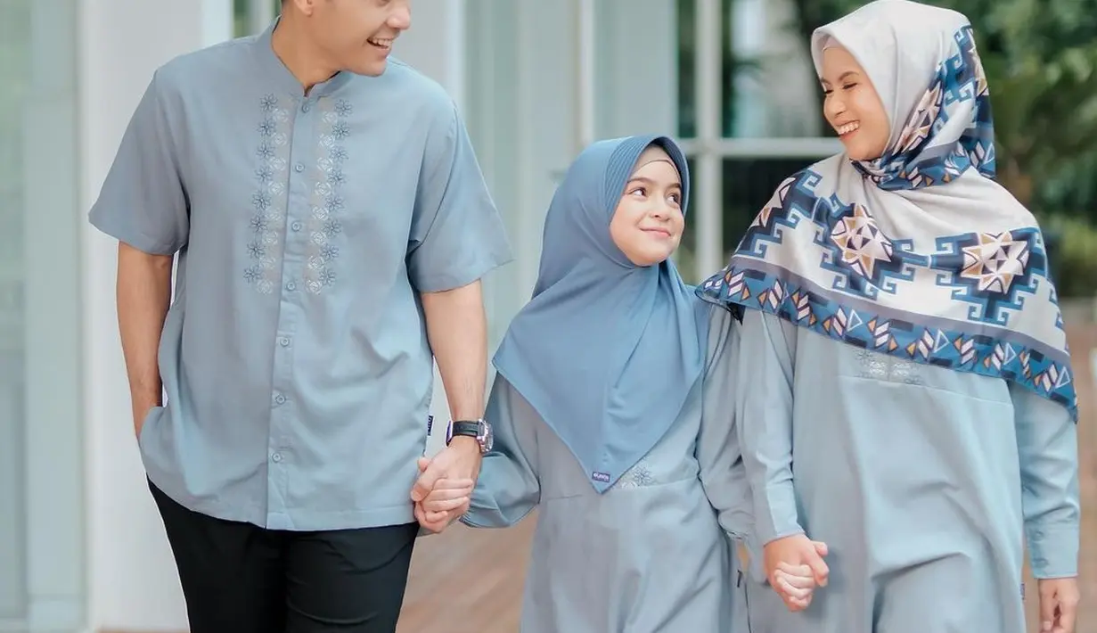 Sienna, anak Marshanda dan Ben Kasyafani berhijab (Instagram/benkasyafani)