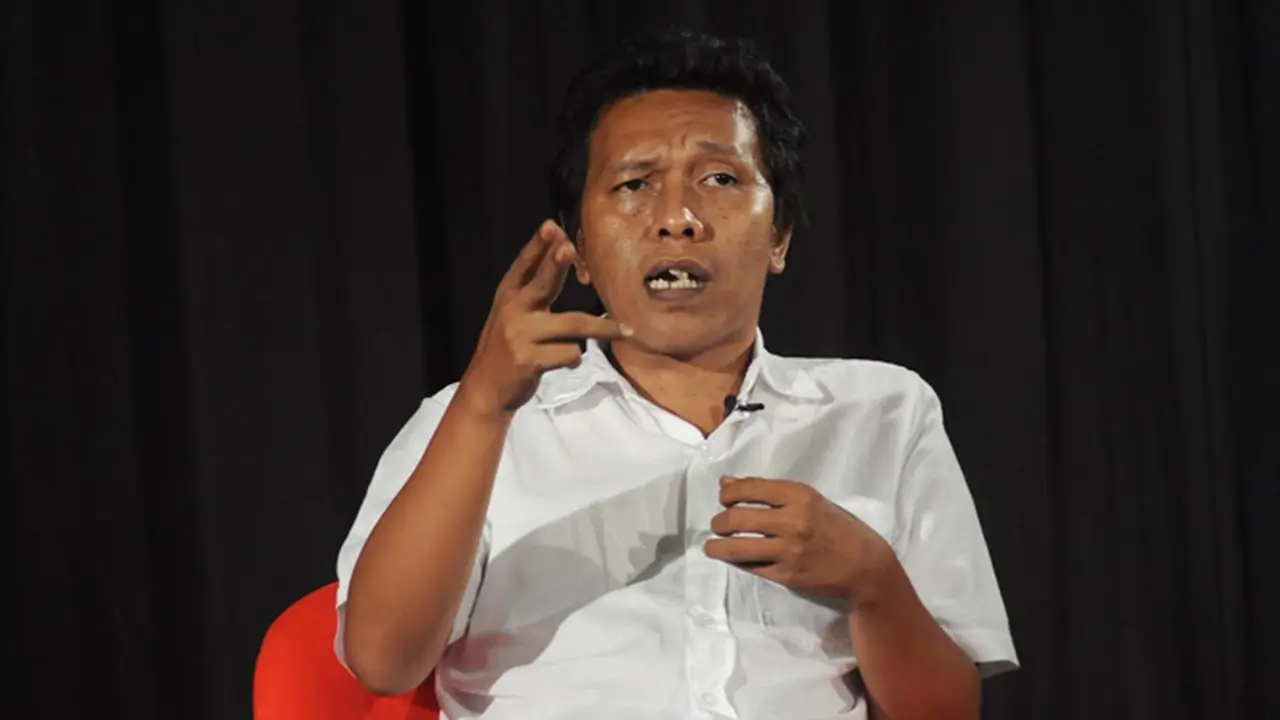 Adian Napitupupu