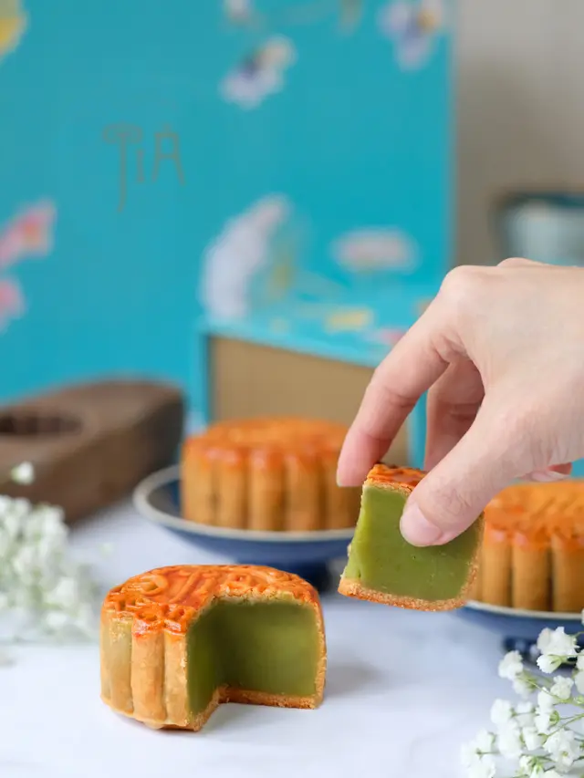 Tips Hidupkan Suasana Kumpul Keluarga dengan Mooncake Tradisional