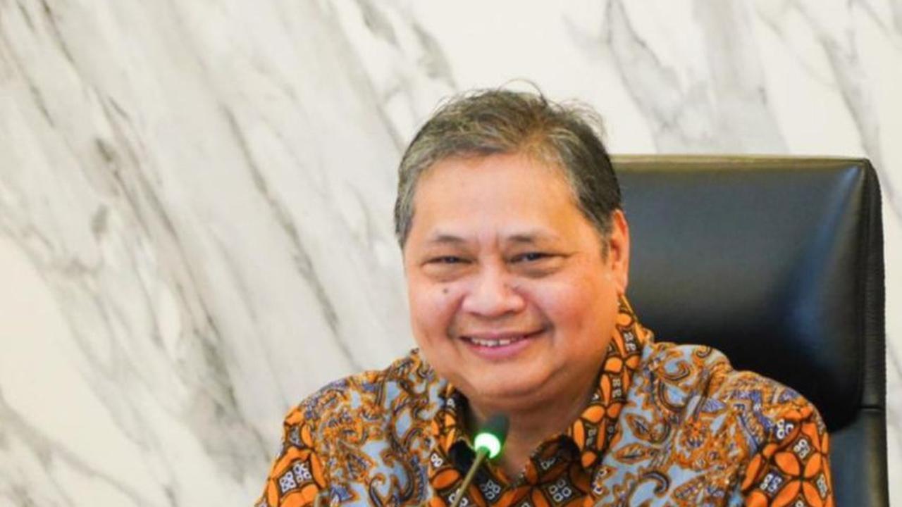 "Nilai tukar Rupiah lebih baik dibandingkan negara- negara lain seperti Korea, Filipina, dan Jepang," kata Airlangga dalam keterangannya Selasa (16/4).