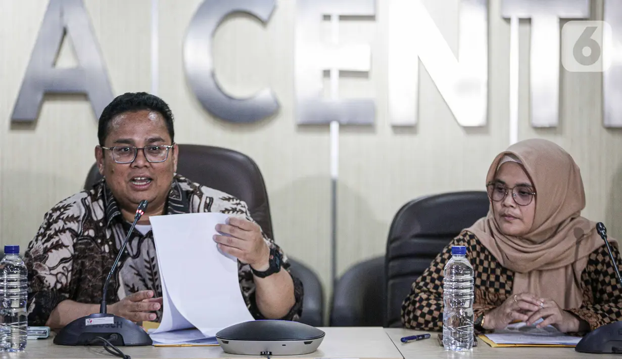 Mayoritas jenis dugaan pelanggaran di internet ialah mengenai ujaran kebencian dan politisasi SARA. Untuk sebaran platform jejaring media sosial terbanyak terjadi di Facebook (52), Instagram (38), X (32), Tiktok (3), dan Youtube (1). (Liputan6.com/Faizal Fanani)