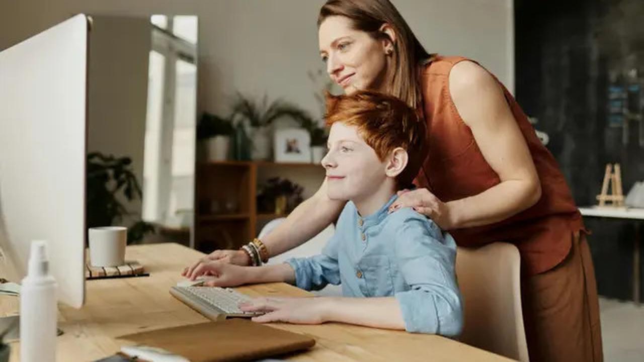 Bekali Anak dengan Pelatihan Mindfulness Sejak Dini, Ini Tips Praktisnya untuk Kamu