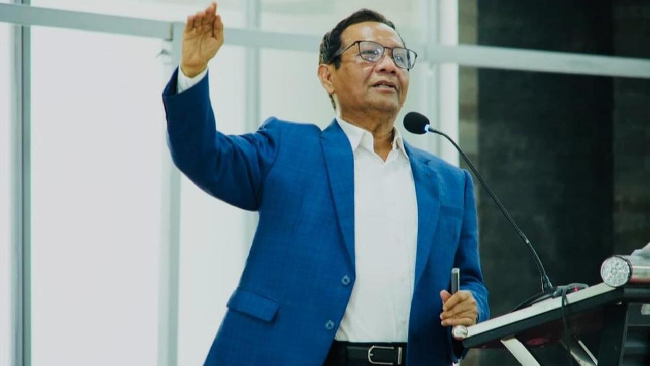 VIDEO: Pesan Tegas Mahfud Tagih Janji Prabowo saat Berkuasa "Aspirasi Jangan Ditutup Intel!"