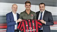 Deco Ramalkan Musim Perdana Andre Silva Bersama AC Milan