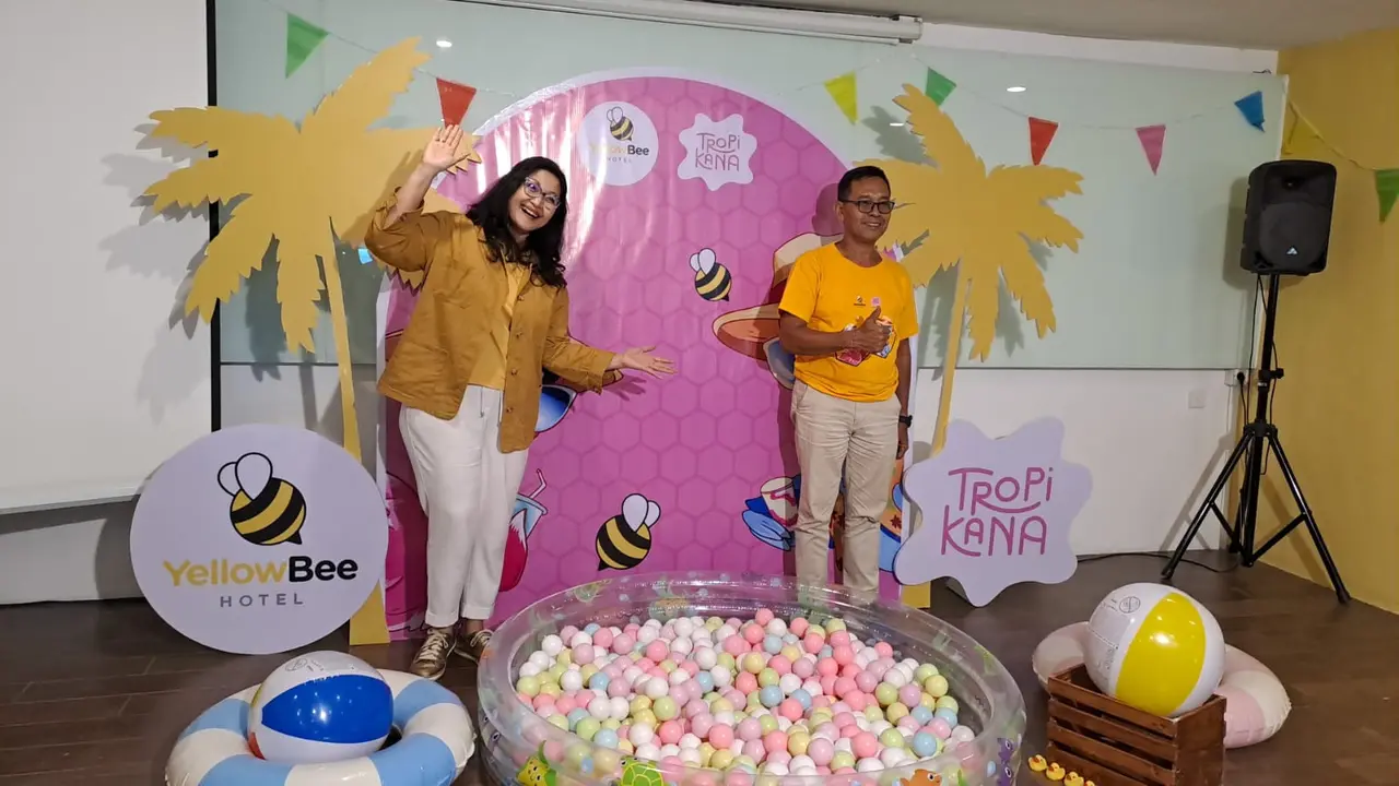 Yellow Bee Tangerang dan Tropikana Waterpark menawarkan paket liburan menarik. (Liputan6.com/ ist)