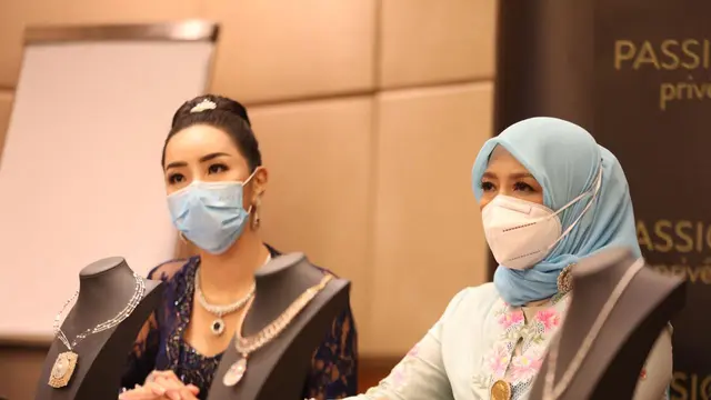 Nur Asia Uno bersama Airyn Tanu selaku COO Passion Prive (ist)