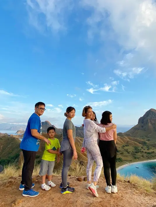 Nadia Mulya (Instagram/nadiamulya)