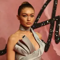 Gigi Hadid merasa canggung atas drama yang terjadi diantara Hailey Baldwin dan Taylor Swift. (AFP/Bintang.com)