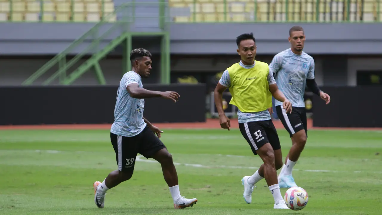 Jeam Kelly Sroyer - PSBS Biak BRI Liga 1 2024/2025