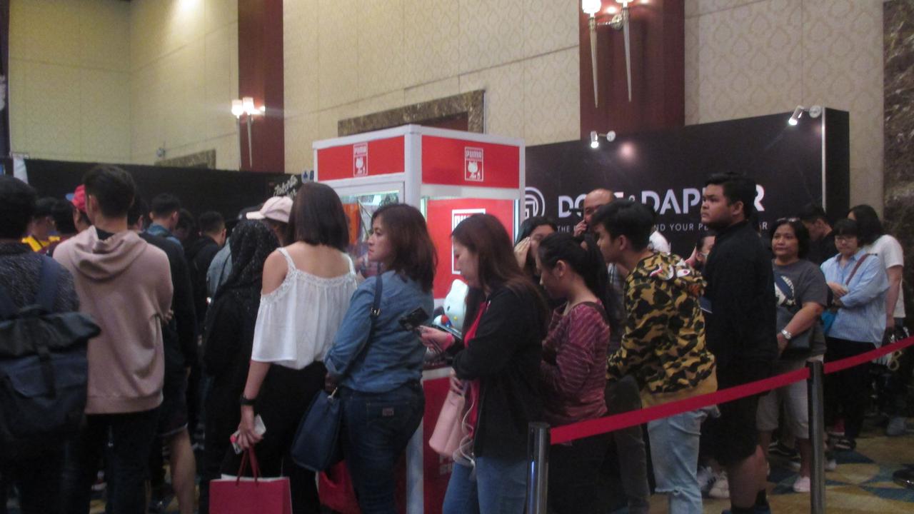 Pengunjung Jakarta Sneakers Day 2018 Heboh dengan Sneakers Edisi Khusus