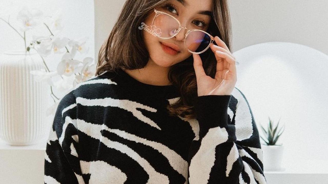 Potret Ratna Kaidah Putri Bungsu Adi Bing Slamet yang Jarang Tersorot, Kecantikan Parasnya Sukses Bikin Salfok