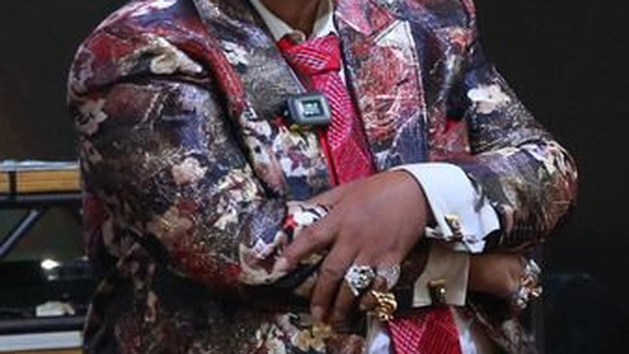 Meski demikian, Hotman tetap menjaga sebagian besar privasinya termasuk ia jarang mengunggah potret hunian mewahnya di media sosial.