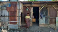 Foto : Maria Laosana, nenek tua di Kota Kupang yang hidup di gubuk reyot (Liputan6.com/Ola Keda)