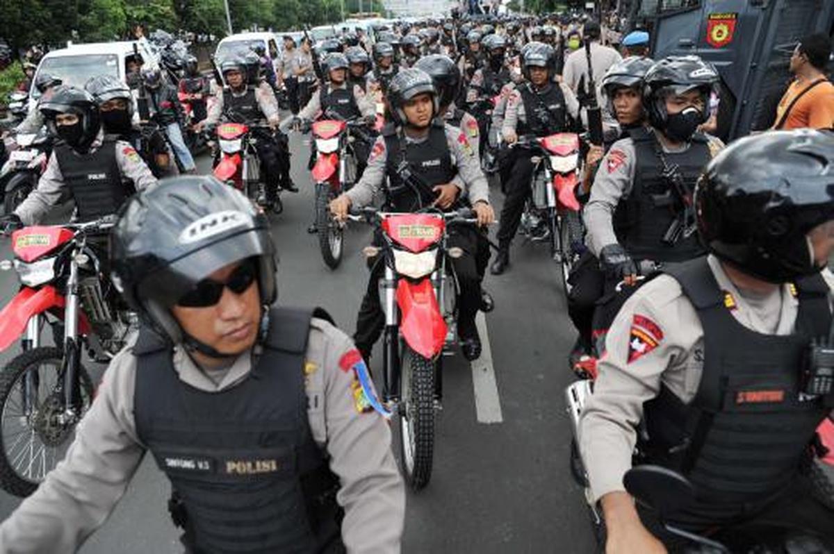 Massa kontra John Kei gelar aksi di depan PN Jakarta Pusat