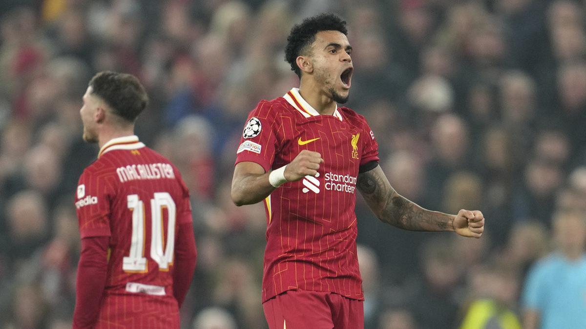 Kalau Diaz Gabung Barcelona, Bintang Muda Lyon Ini Berpotensi Jadi Penggantinya di Liverpool