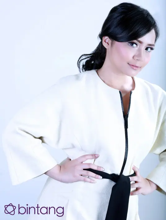 Gita berhasil menjadi salah satu penampil yang menarik perhatian penikmat musik. Terlepas dari nama besar ayahnya, Erwin Gutawa, Gita dapat membuktikan dirinya memiliki kemampuan dalam bermusik. (Febio Hernanto/Bintang.com)