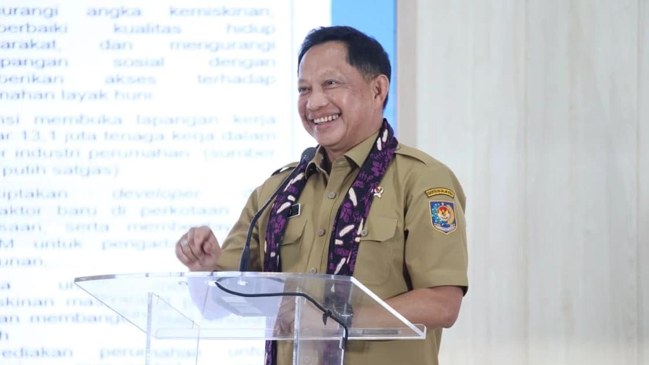 Mendagri saat menghadiri acara Peluncuran Program BSPS secara Nasional Tahun Anggaran 2026