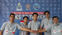 Ketiga pemain asal Indonesia yakni Muhammad Yoan Saputra Arifin , Emir Eranoto Dipasena dan Aryandra Senna, akan menimba ilmu di klub Turki, Antalya Hal Spor. (dok. XTen)