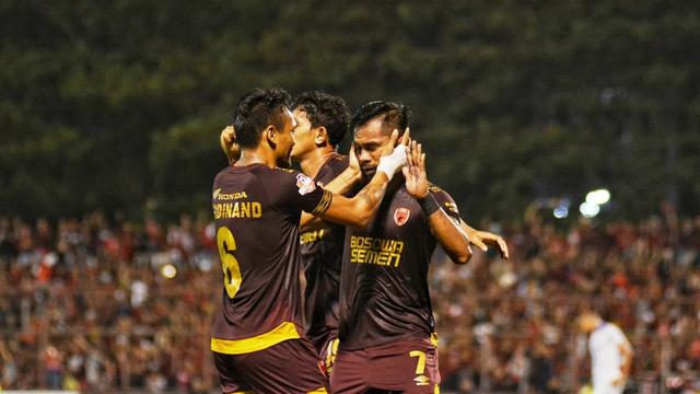 PSM Makassar Vs Persib Bandung