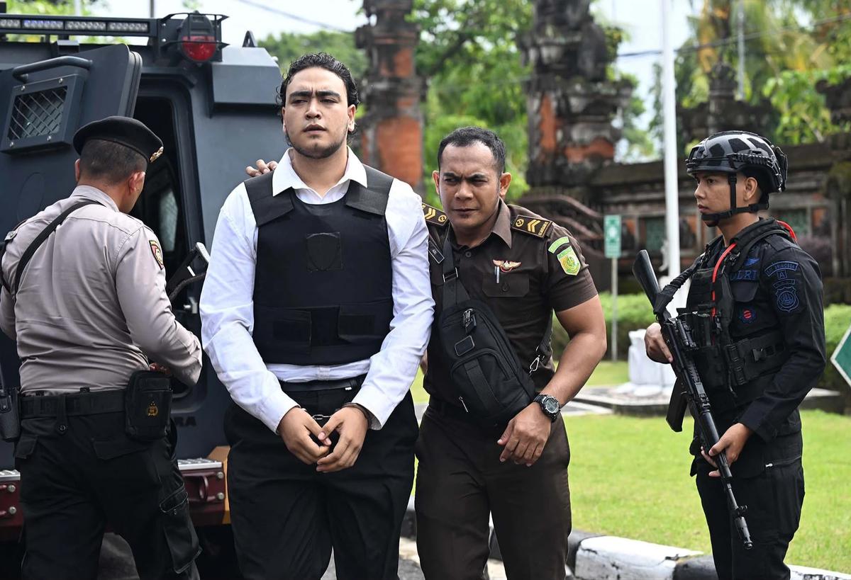 FOTO: Dua Pelaku Penembakan WNA Australia di Bali Divonis 16 Tahun Penjara