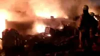 Kebakaran Perkampungan Padat Penduduk Dekat RSUD Kebayoran Lama Jaksel