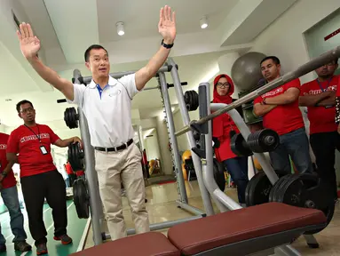 Chairman of EIM ASEAN Chapter Benedict Tan saat memberikan pelatihan kepada sejumlah dokter di Senayan, Jakarta, Kamis (26/11/2015). EIM mendorong para dokter untuk menjadikan olahraga sebagai resep untuk pasien. (Liputan6.com/Immanuel Antonius)