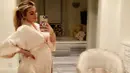 Khloe Kardashian sendiri melahirkan anaknya secara normal pada 12 April 2018. (snapchat/khloekardashian)