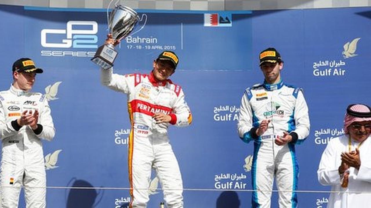 Rio Haryanto menang, Indonesia Raya berkumandang di sirkuit Inggris