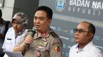 Kadiv Humas Mabes Polri Irjen M Iqbal dalam jumpa pers di Gedung BNN, Jakarta, Rabu (6/3). Mabes Polri menyatakan kasus dugaan penyalahgunaan narkotika yang menjerat politikus Andi Arief tidak dilanjutkan ke ranah hukum. (Liputan6.com/Immanuel Antonius)
