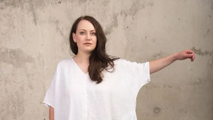 [Bintang] Pinggul besar