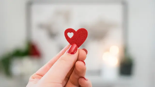 Ilustrasi cinta