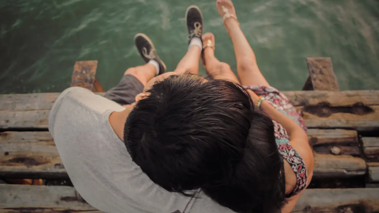 [Bintang] 5 Zodiak Ini Posesifnya Level Bila Kau Mati, Ku Juga Mati