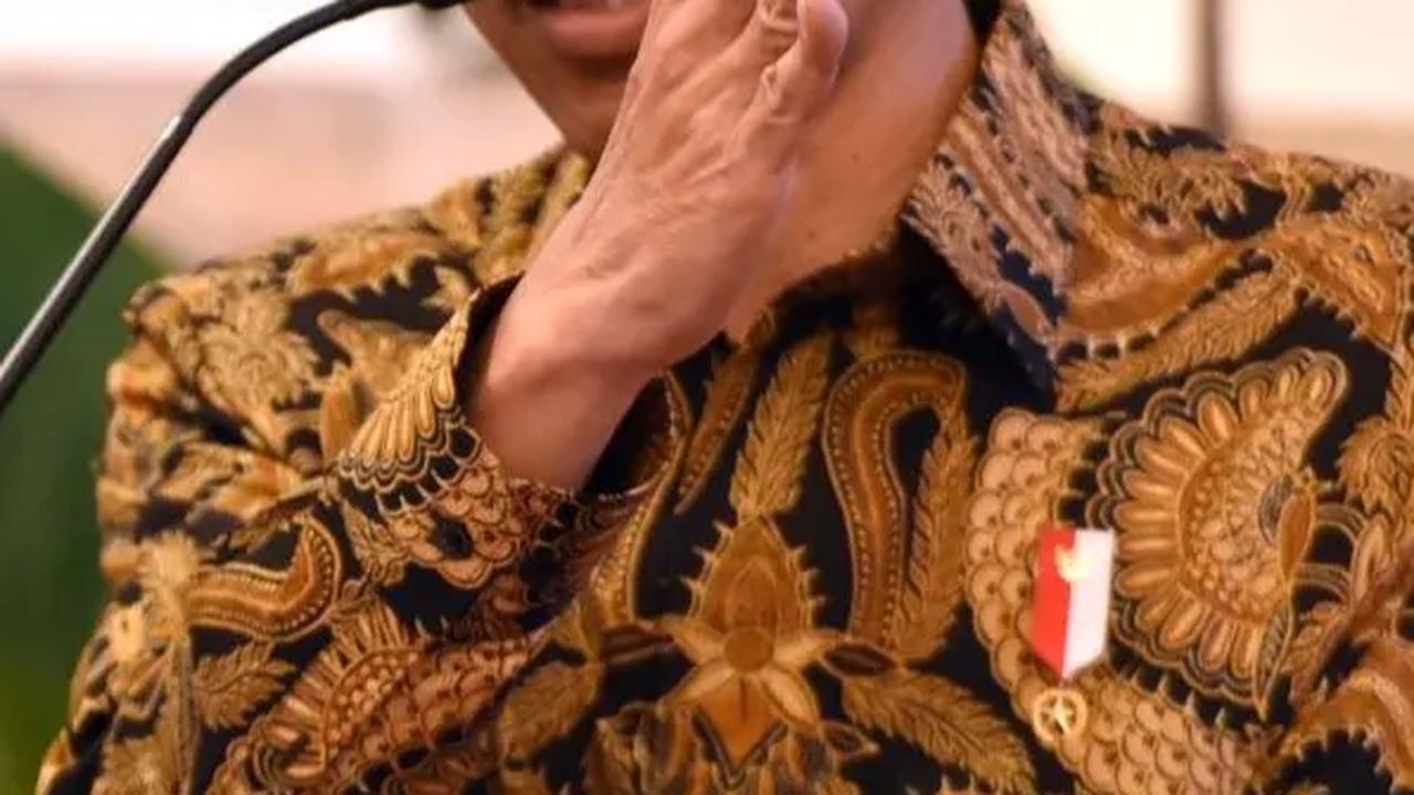 Kejagung Tunggu Izin Jokowi untuk Periksa Anggota BPK Achsanul Qosasi Terkait Korupsi BTS