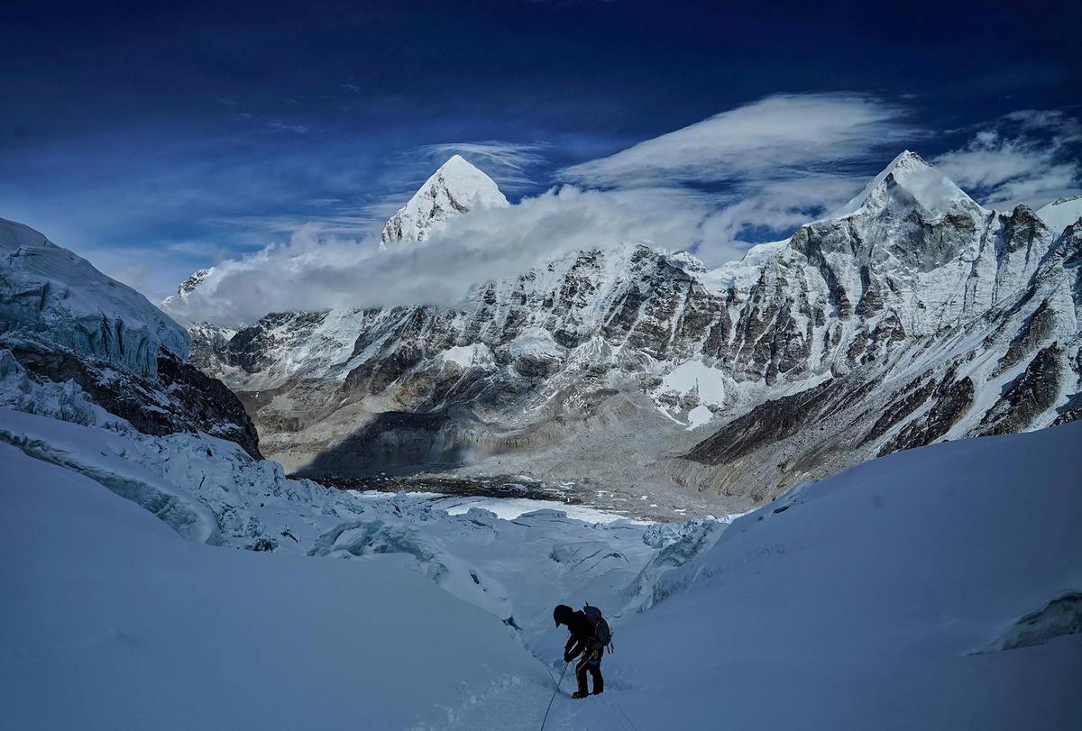 FOTO: Musim Pendakian Everest Kembali Bergeliat