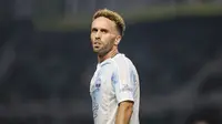 BRI Super League: Gelandang PSIM Ukir 100 Penampilan di Liga Indonesia: Bukan Sekadar Angka, Ini Bukti Dedikasi