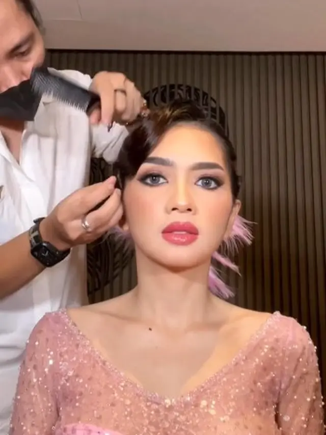 [Fimela] Angel Karamoy