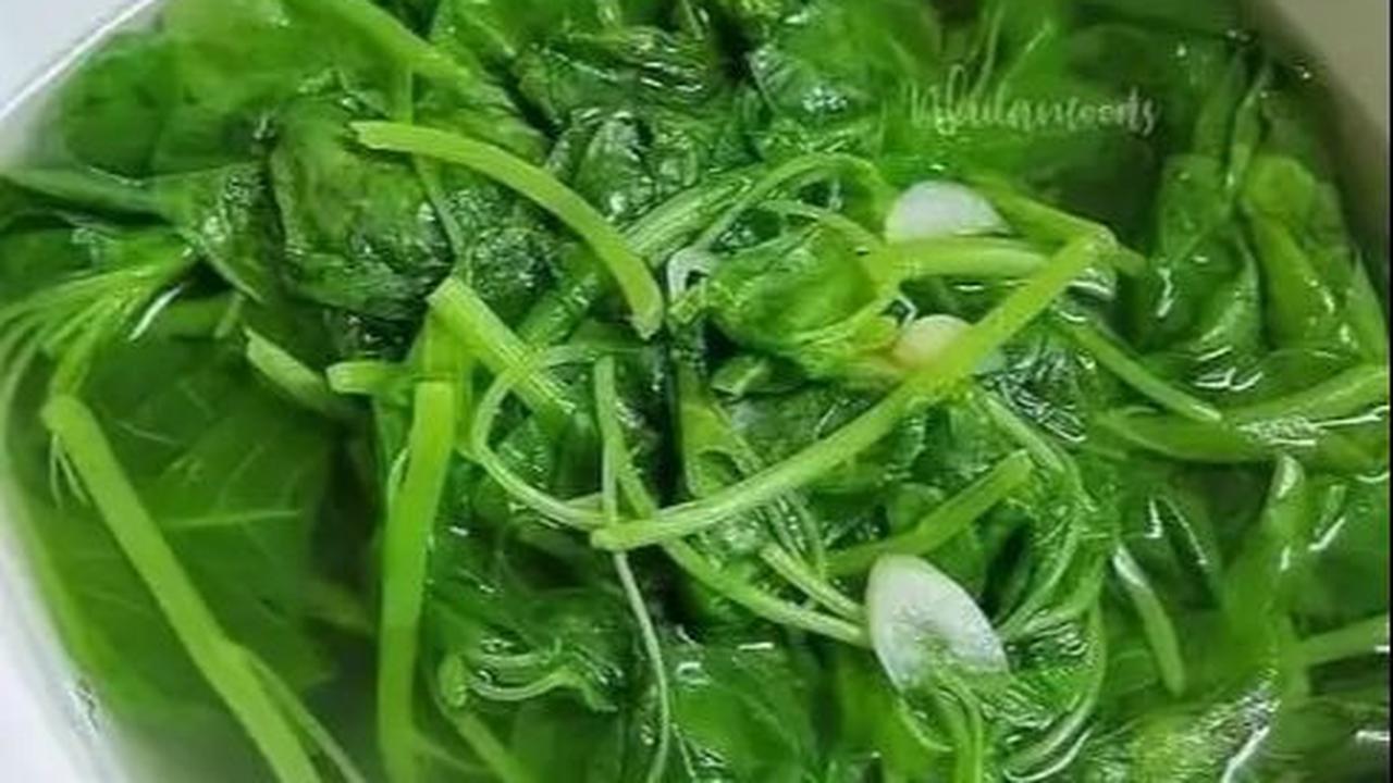 2. Sayur Bening Bayam