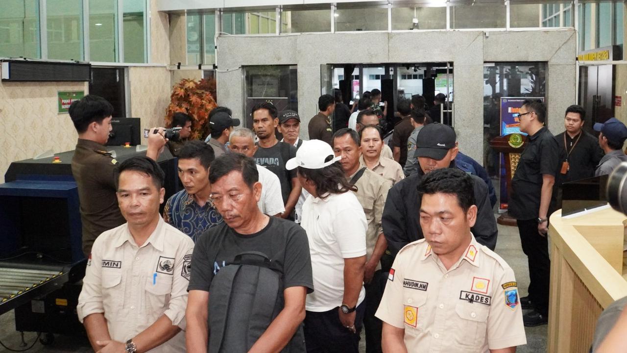 Puluhan Pejabat Desa di Lahat Sumsel Kejaring OTT saat Minta Anggaran
