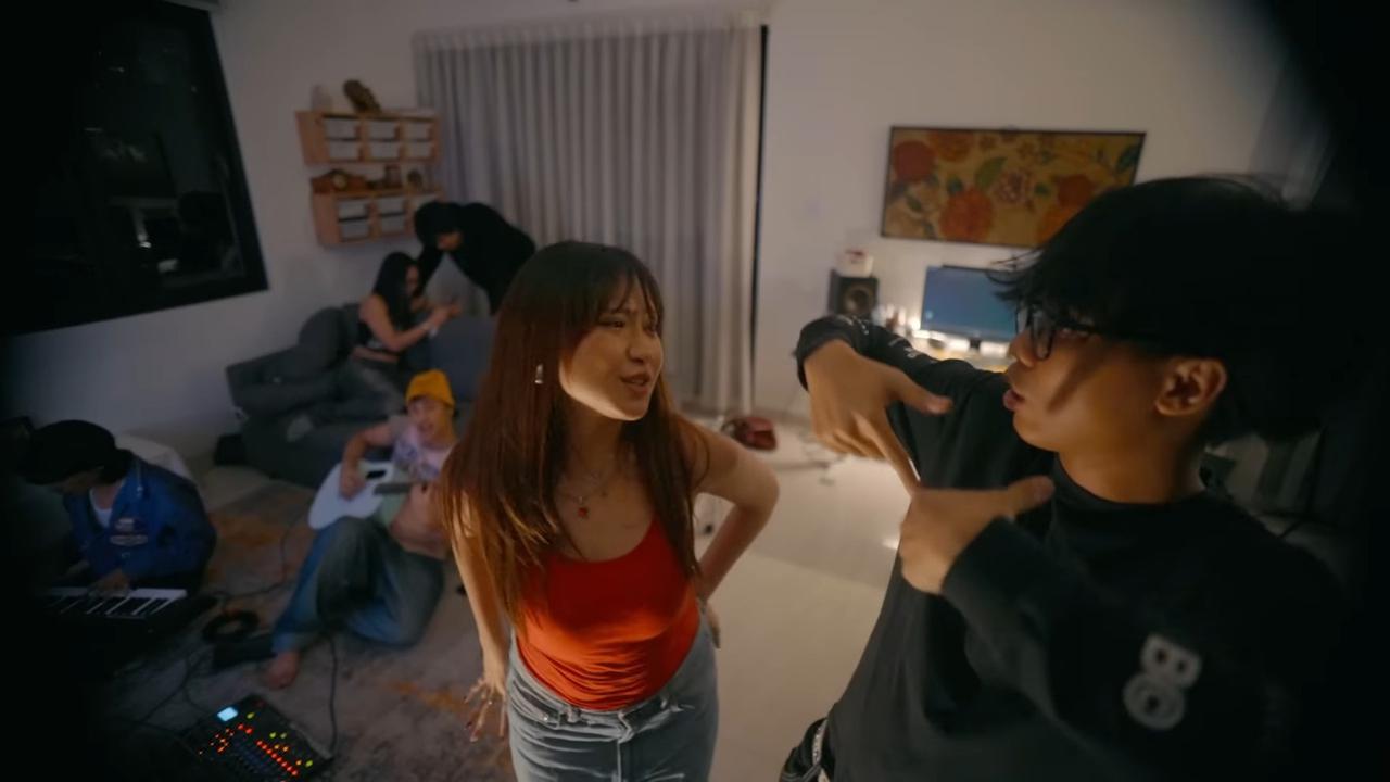 Pecahkan Rekor! Lagu 'Garam & Madu' oleh Tenxi, Jemsii, dan Naykilla Tembus 100 Juta Stream di Spotify