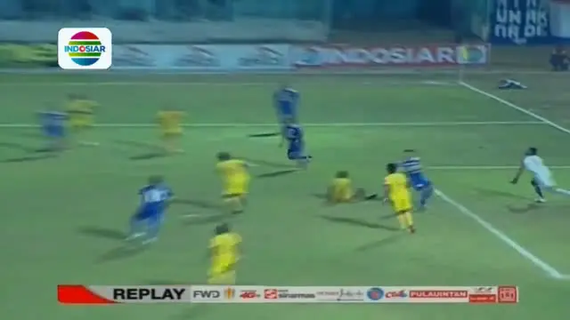 Highlights Piala Presiden 2015 di grup B antara Arema Cronus vs Sriwijaya FC dengan skor 3-1 di Stadion Kanjuruhan, Malang, Sabtu (5/9/2015).