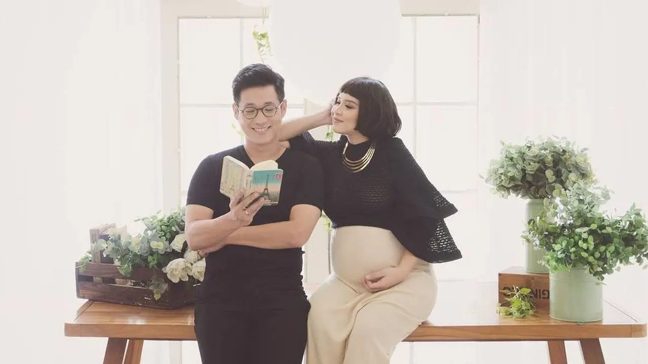 Putri Titian dan Junior Liem