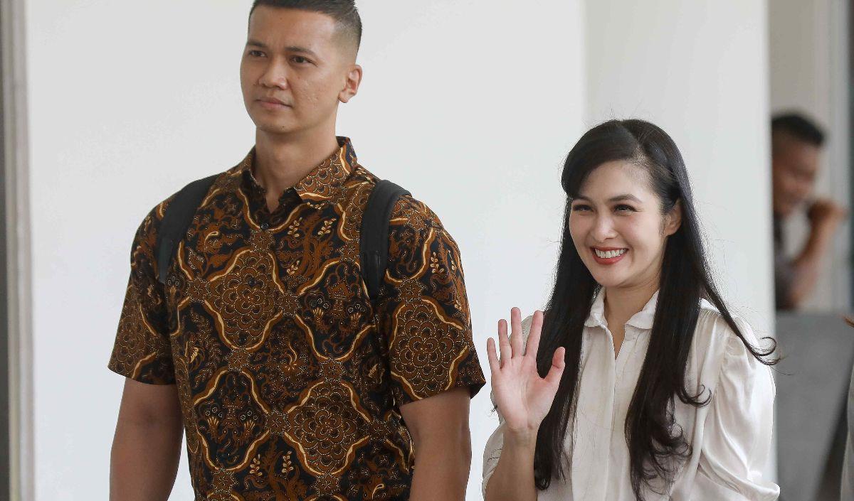"Ya, tidak menutup kemungkinan juga akan dipanggil dan diklarifikasi lagi. Ya, semua tidak ada yang tidak mungkin, sepanjang ada fakta hukumnya, ada alat bukti yang mengarah kesana pasti kita akan periksa,"<br>