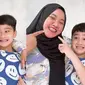 Pengasuh Anak Raffi Ahmad, Mbak Lala, Sukses Mendapatkan Silver Play Button dari YouTube. Rafathar yang Memaksanya Aktif di YouTube (instagram.com/shela_lala96)