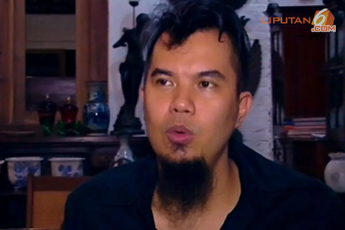 ahmad-dhani-131018b.jpg